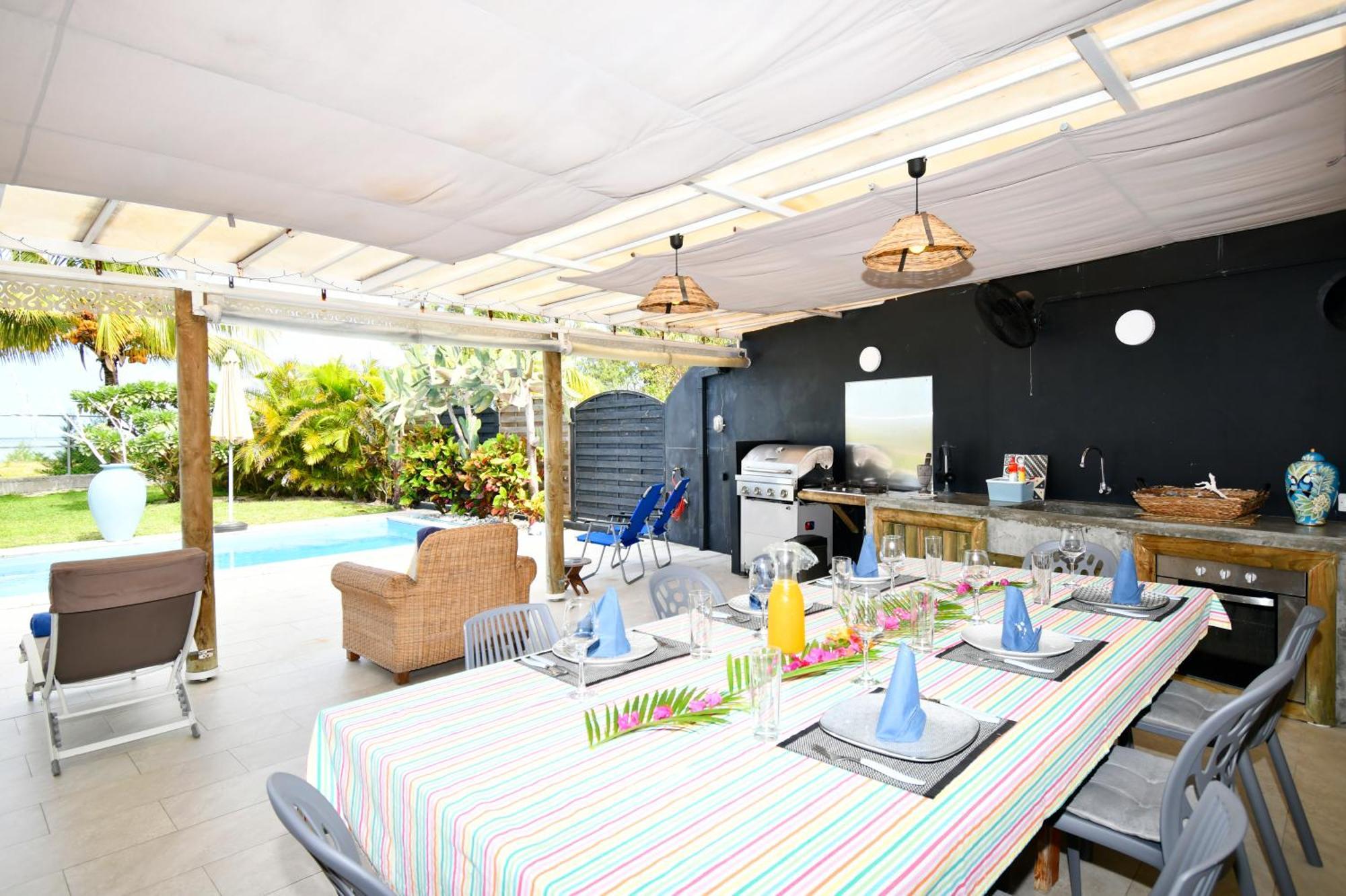 Chalet Kestrel With Pool On The Beach Riambel Bagian luar foto
