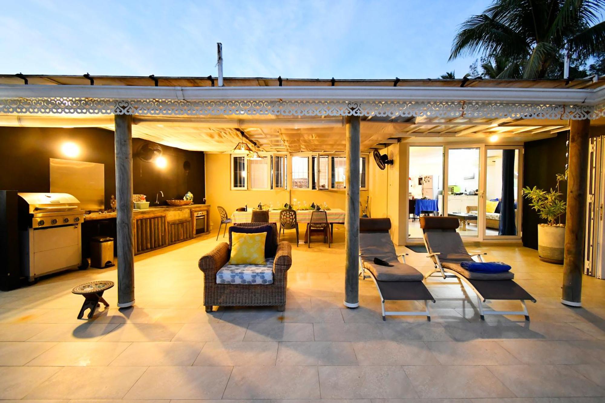 Chalet Kestrel With Pool On The Beach Riambel Bagian luar foto