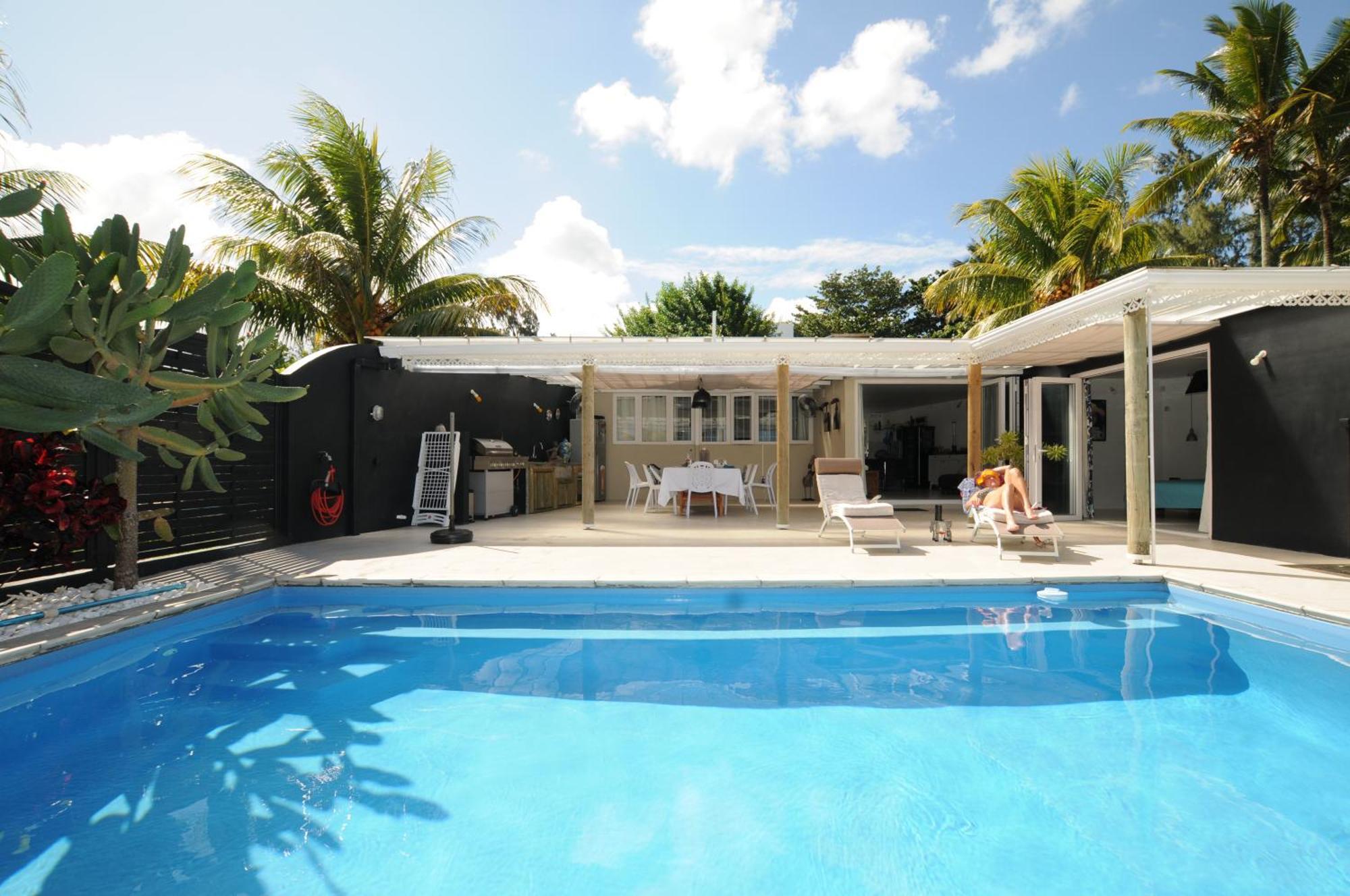 Chalet Kestrel With Pool On The Beach Riambel Bagian luar foto